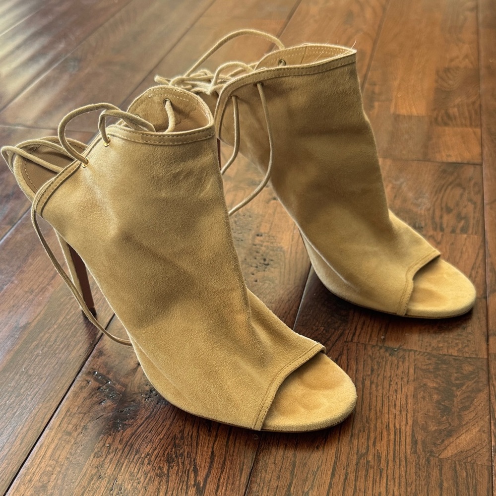 AQUAZZURA Tan Suede Heels Peep-toe EUC 38.5